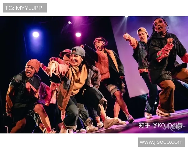 广州街舞队团队协作的独特魅力与表现力全面对比分析