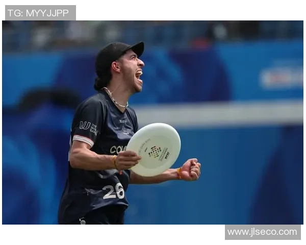 成都飞盘队中路突破分析与战术得失探讨